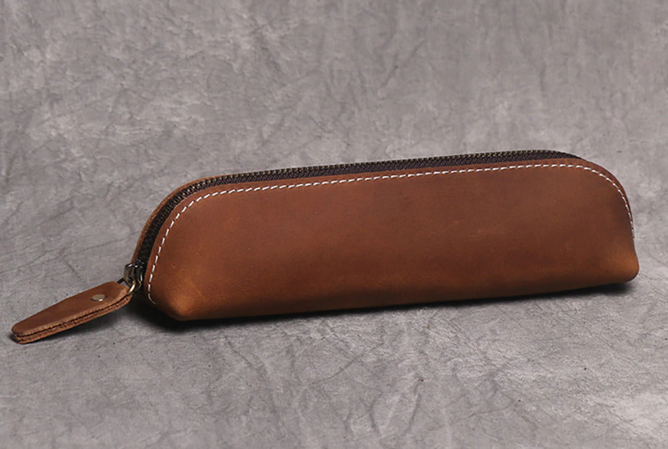 Sleek Paavo Leather Pen & Makeup Pouch – Elevate Your Essentials!